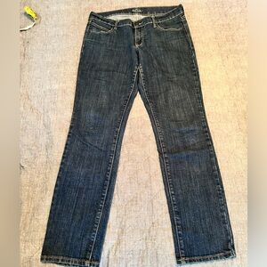 Old Navy the Diva straight-leg jeans medium wash, mid-low rise